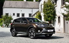   Toyota RAV4 - 2014