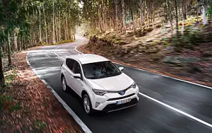   Toyota RAV4 Hybrid - 2016