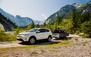   Toyota RAV4 Hybrid - 2016