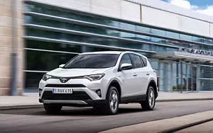  Toyota RAV4 Hybrid - 2016