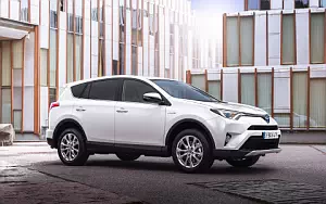   Toyota RAV4 Hybrid - 2016
