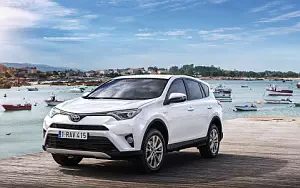   Toyota RAV4 Hybrid - 2016