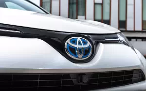   Toyota RAV4 Hybrid - 2016