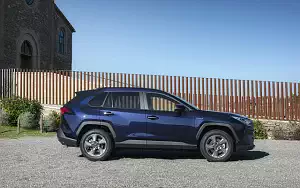   Toyota RAV4 Hybrid - 2019