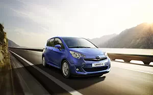   Toyota Verso S - 2011