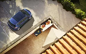   Toyota Verso S - 2011