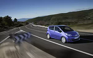   Toyota Verso S - 2011