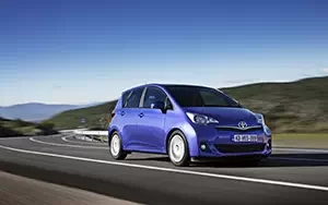   Toyota Verso S - 2011