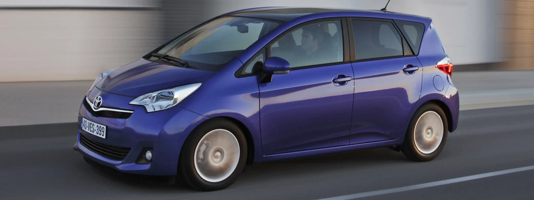   Toyota Verso S - 2011 - Car wallpapers