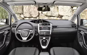   Toyota Verso - 2013