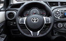   Toyota Yaris 5door - 2011