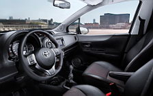   Toyota Yaris 5door - 2011