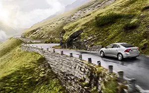   Volvo S60 - 2014