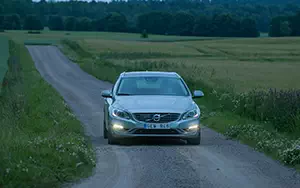   Volvo V60 T6 - 2014