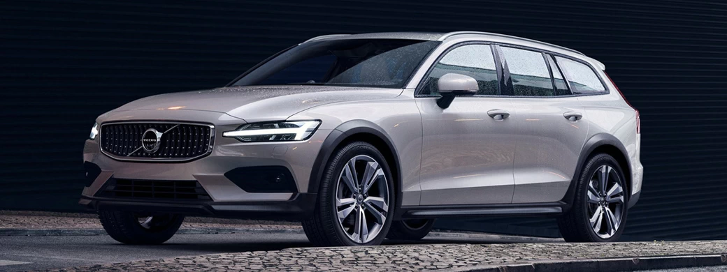   Volvo V60 T5 Cross Country - 2018 - Car wallpapers