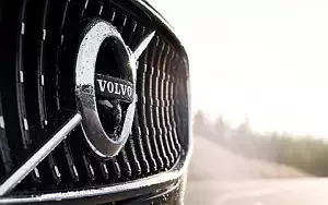   Volvo V90 T6 Cross Country - 2016