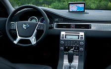   Volvo XC70 - 2011