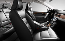   Volvo XC70 - 2011