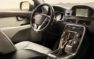   Volvo XC70 - 2014