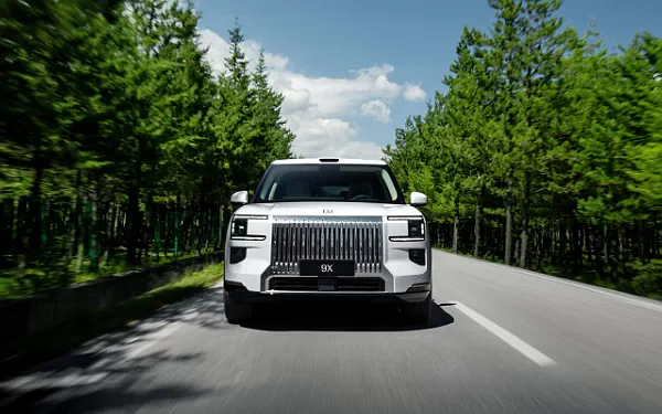 ���� ���������� Zeekr 9X (White) - 2025